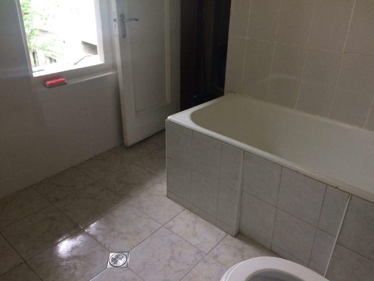 Guesthouse Malkhazi ボルジョミ エクステリア 写真